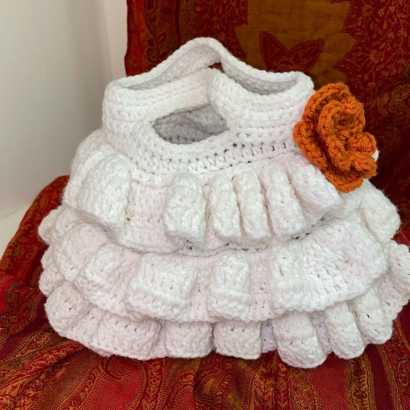 Handmade white ruffle purse!!! Showstopper!! - Picture 2 of 3
